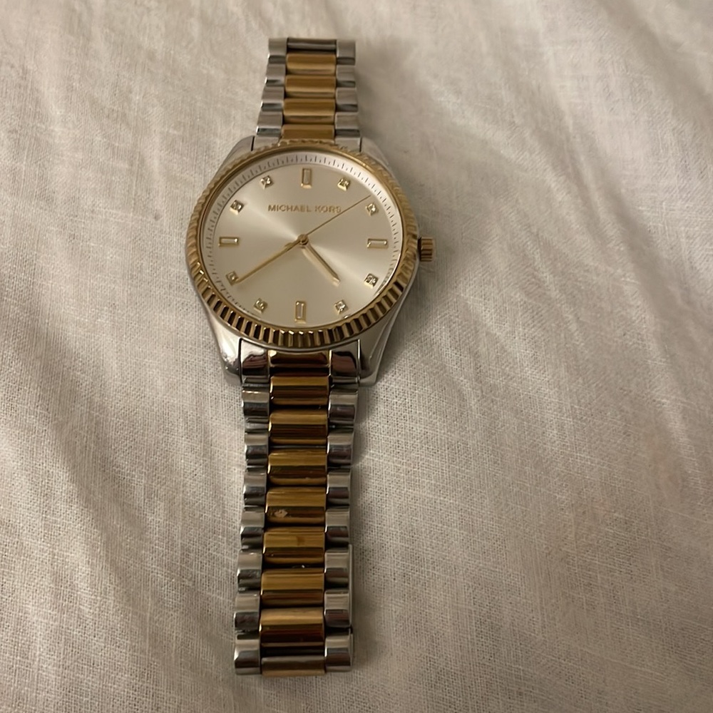 Michael Kors Watch with Swarovski Crystal Dial Two Toned (silver/gold)